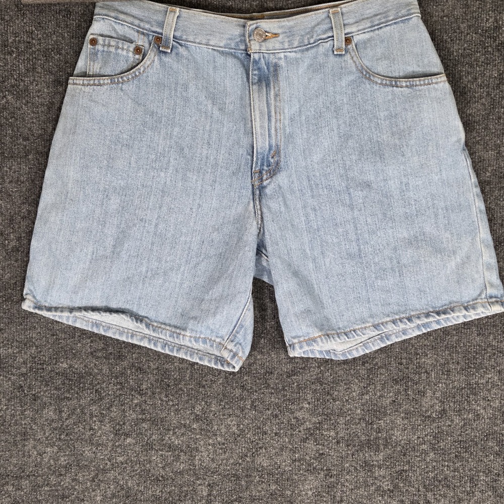 Levis 550 Womens Light Wash Denim Jean Shorts Size 12 Relaxed Mom Baggy Blue